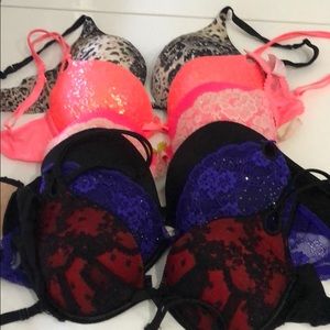 Victoria’s secret push up 32D 12 bra